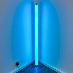 Lampadaire Led Rgb Globo Rocky Argente, 1 Lumiere, Telecommandes, Changeur De Couleurs